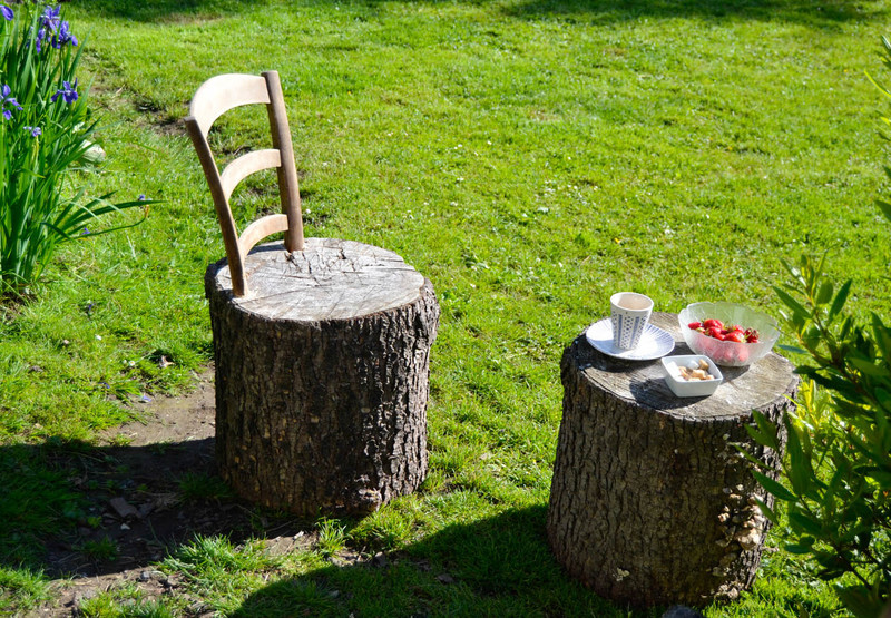 Faire une chaise avec un rondin de bois