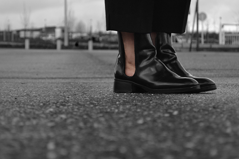 Cut out boots